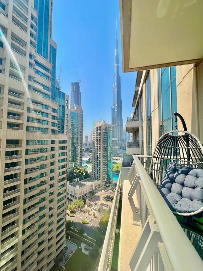 First Class 2Br With Burj Khalifa & Downtown View Dubai Exterior foto