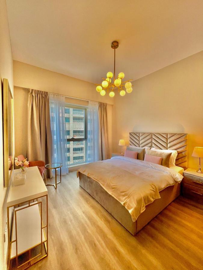 First Class 2Br With Burj Khalifa & Downtown View Dubai Exterior foto