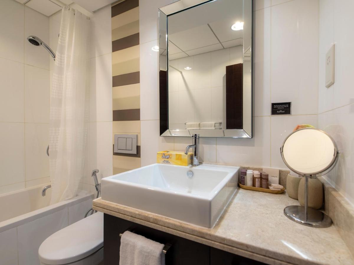 First Class 2Br With Burj Khalifa & Downtown View Dubai Exterior foto